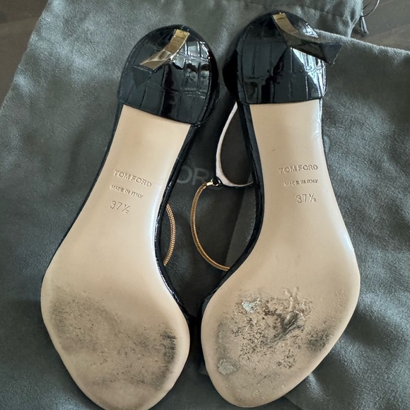 Tom Ford Black Leather Heels with Gold Accent - Picture 4 of 7